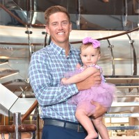 Kyle Earl Email & Phone Number