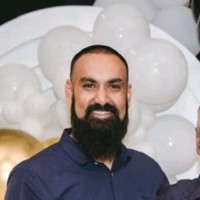 Tarriq Hansrajh Email & Phone Number