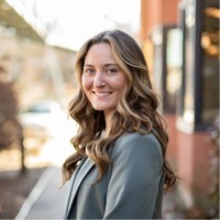 Bryanna Simons Email & Phone Number