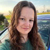 Silver Threads, LLC Employee Rebecca Yoakam's profile photo