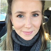 Unily Employee Stephanie Snook's profile photo