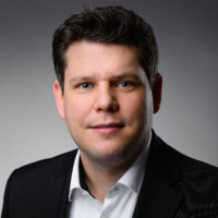 Simon Spielmann Email