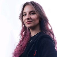 Redbee Software Employee Delia Csiki's profile photo