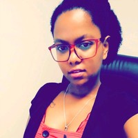 Lucelia Cabral Email