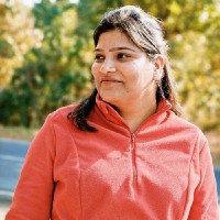 Knowledge Sourcing Intelligence Employee Divya Dharia's profile photo