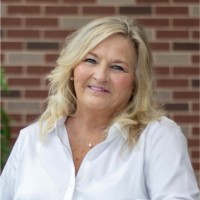 RiskVersity Employee Yvonne Moebs's profile photo