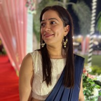 SkinQure Employee Pooja Moliya's profile photo