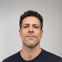 Lucas Cosendey Email