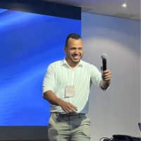 Lucas Oliveira Email