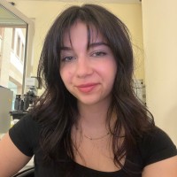 Ayşe Özlü Email