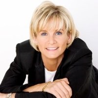 Clarendon Fine Art Employee Helen Swaby's profile photo