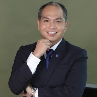 Raffles Hotels & Resorts Employee Nikko Luis Matias's profile photo