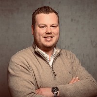 Alexander Stuehrenberg Email