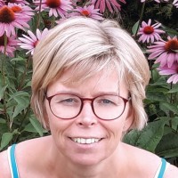 Silvie de Winter Email & Phone Number