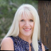 Calvis Wyant Luxury Homes Employee Kathy Wyckoff's profile photo