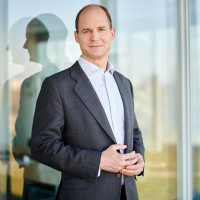 Konstantin von Oldenburg Email