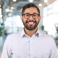 Medtronic Employee Erwin Flores's profile photo