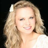 Isabella Mrozek Email & Phone Number