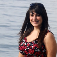Donya Danesh Email
