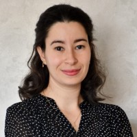 Farah Ragala Email