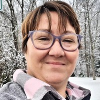 Ellen Centa Email & Phone Number