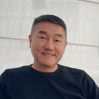 E-mail e número de telefone de Ringo Tsang