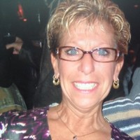 CheapCaribbean.com Employee Lynette Borrelli's profile photo