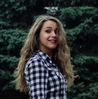 Sophia Smith Email & Phone Number