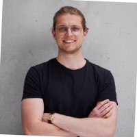 Tim-Bastian Lange Email