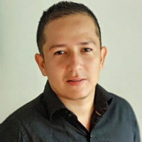 Daniel Usuga Betancur Email