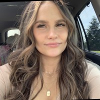 Ziply Fiber Employee Amber Dillon's profile photo