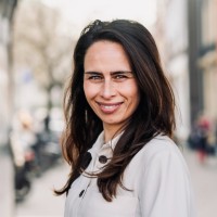 Michelle van Gampelaere Email