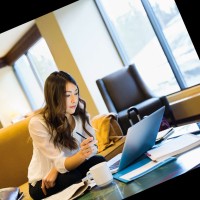 Ship2Anywhere Employee Samantha Valdez's profile photo