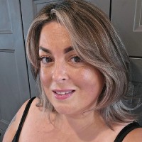 Global Pet Foods Employee Lesley da Silva's profile photo