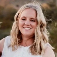 Amelia Davis Email & Phone Number