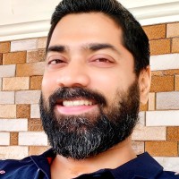 Vineeth Menon Email