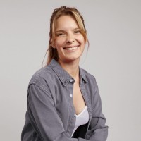 Alina Thurow Email & Phone Number