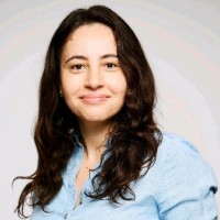 Maria Parnisari Email & Phone Number