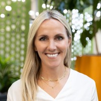 Amber Ginop Email & Phone Number