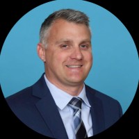 Email e telefono di Chris Spann