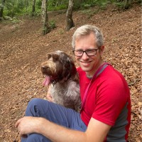 Daniel Iddon Email