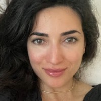 Sanam Ghaheri Email