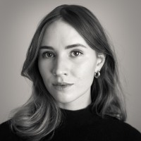 Alina Widinghoff Email