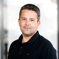 Henri Hendriksen Email