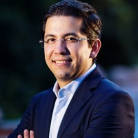 Adolfo Vives Email