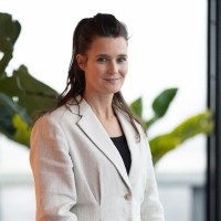 Julie van Vossel Email