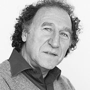 ComProfiles Institute Employee Robert Weisz's profile photo
