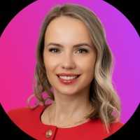 Anna Arsiriy Email & Phone Number