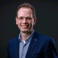 Stefan Wierda Email