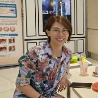 Veronica Teo Email